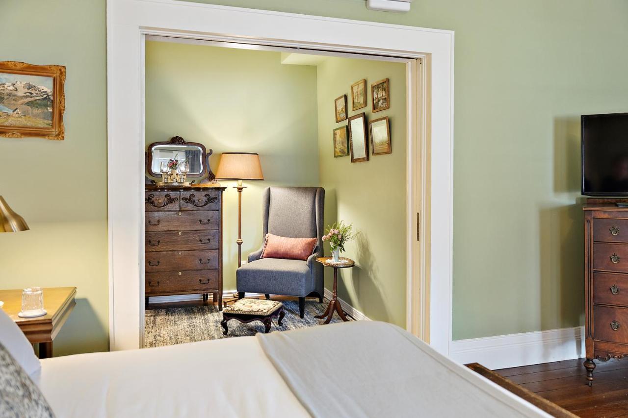 Inn Mccully House 2*
